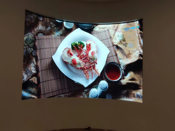 长白室内P2.5弧形LED屏